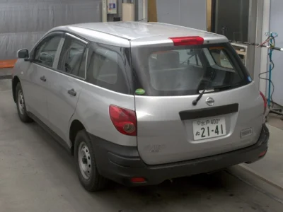 Nissan AD