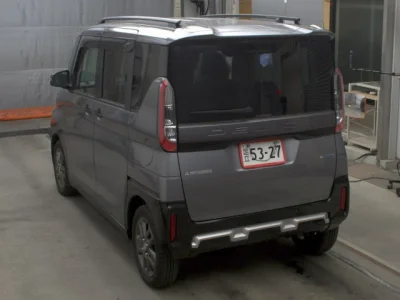 Mitsubishi Delica Mini