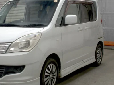Mitsubishi Delica D:2