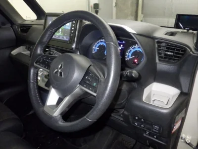 Mitsubishi Delica Mini