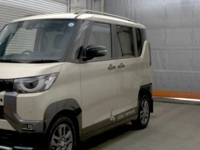Mitsubishi Delica Mini