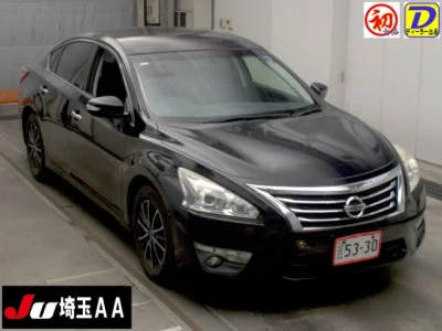 Nissan TEANA
