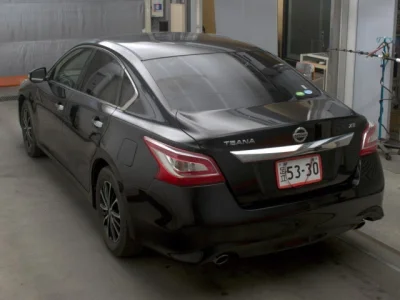Nissan TEANA