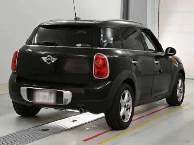MINI Crossover