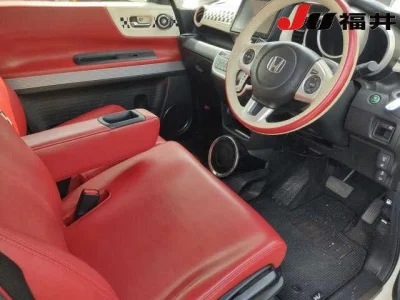 Honda N BOX SLASH