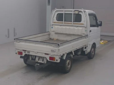 Mazda Scrum Truck