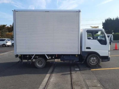 Mazda Titan