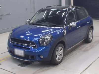 MINI Crossover