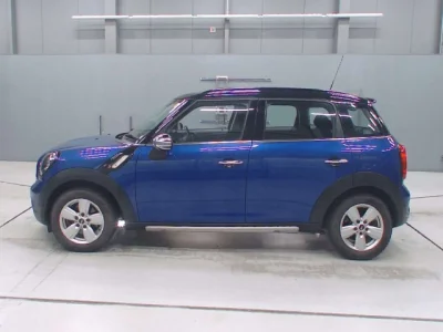 MINI Crossover