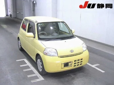 Daihatsu Esse