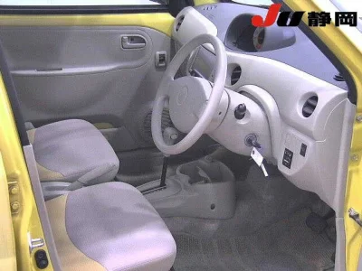 Daihatsu Esse