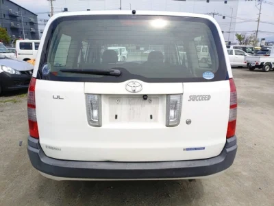Toyota Succeed