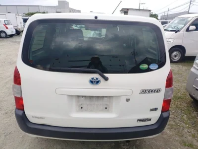 Toyota Succeed