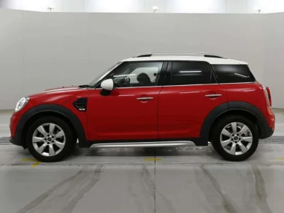 MINI Crossover
