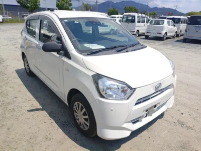 Daihatsu MIRA E S