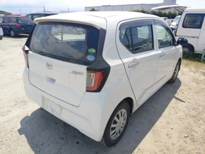Daihatsu MIRA E S