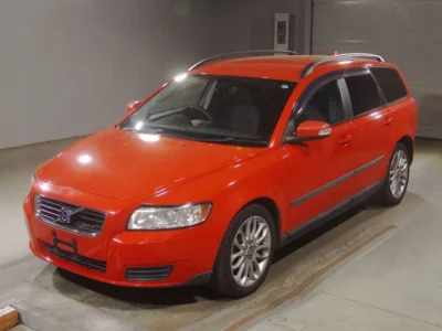 Volvo V50