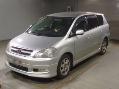 Toyota Ipsum