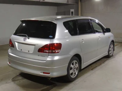 Toyota Ipsum