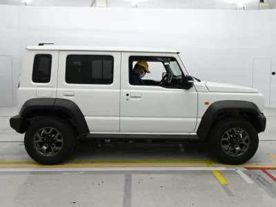 Suzuki JIMNY NOMADE