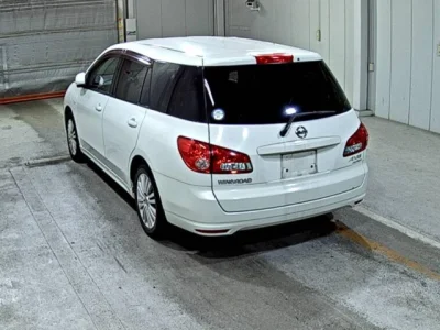 Nissan WINGROAD