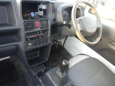 Mitsubishi MINICAB TRUCK
