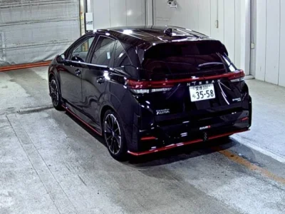 Nissan AURA