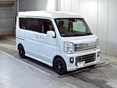 Nissan NV100 Clipper Rio