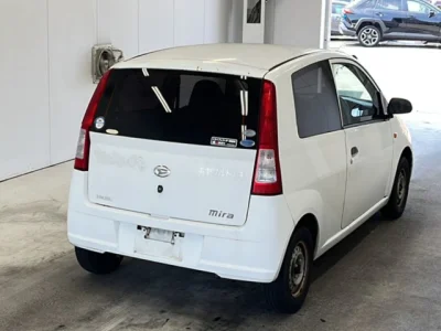 Daihatsu Mira