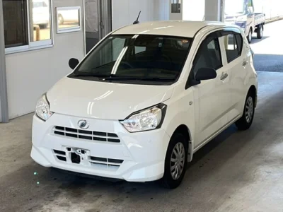 Daihatsu MIRA E S