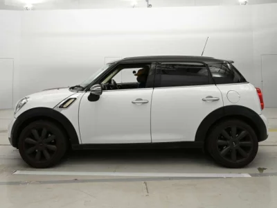 MINI Crossover
