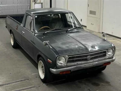 Nissan Sunny Truck