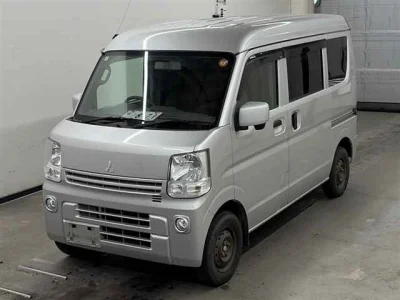 Mitsubishi Minicab Van