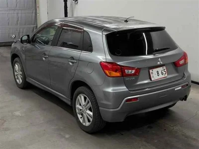 Mitsubishi RVR