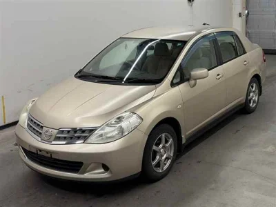 Nissan Tiida Latio
