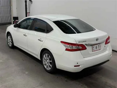Nissan SYLPHY