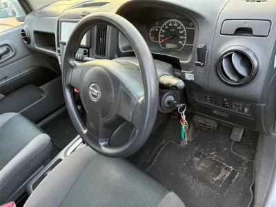 Nissan AD