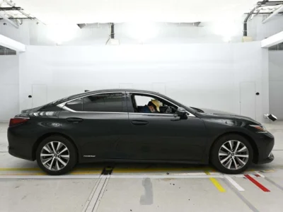 Lexus ES300h