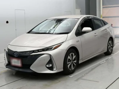 Toyota Prius PHV