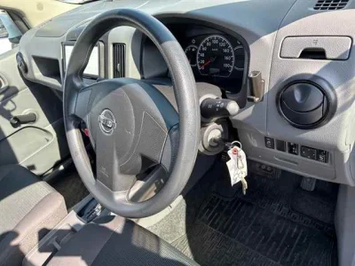 Nissan AD
