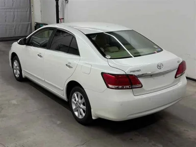 Toyota Premio