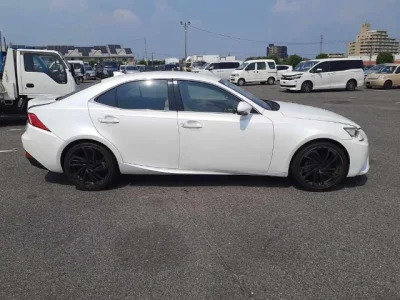 Lexus IS350