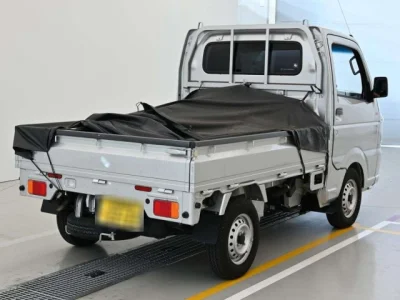 Nissan NT100 Clipper