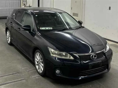 Lexus CT200h