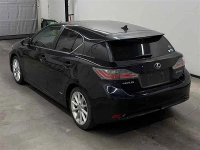 Lexus CT200h
