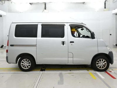 Toyota LiteAce Van
