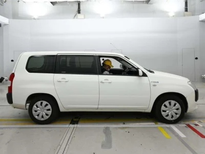 Toyota Succeed
