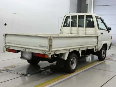 Toyota TownAce Truck