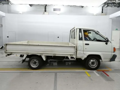 Toyota TownAce Truck