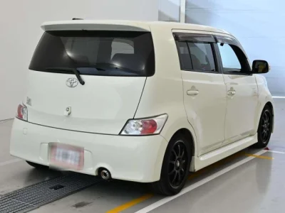 Toyota bB